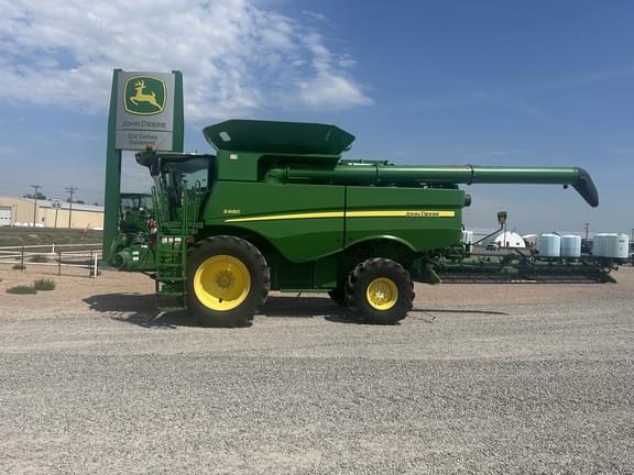 Image of John Deere S680 Primary image