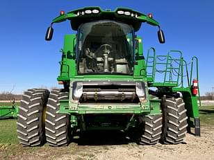 Main image John Deere S680 1