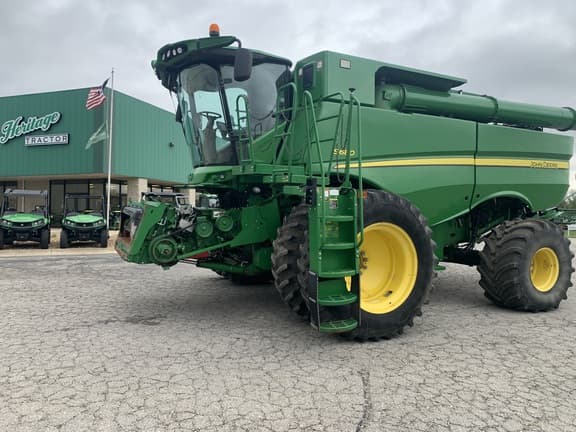 Image of John Deere S680 equipment image 1