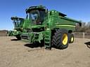 2015 John Deere S680 Image