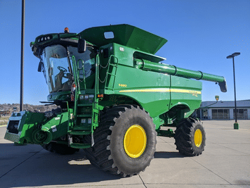 Main image John Deere S680