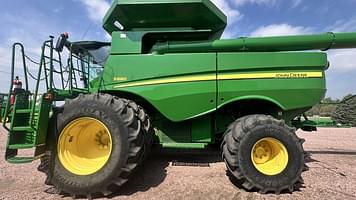 Main image John Deere S680 4