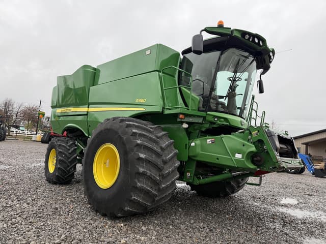 Image of John Deere S680 equipment image 3