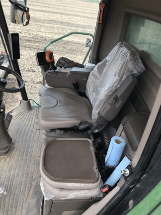 Main image John Deere S680