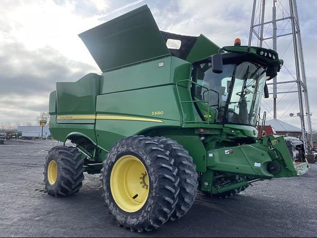 Image of John Deere S680 equipment image 2