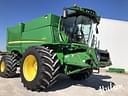 2015 John Deere S680 Image