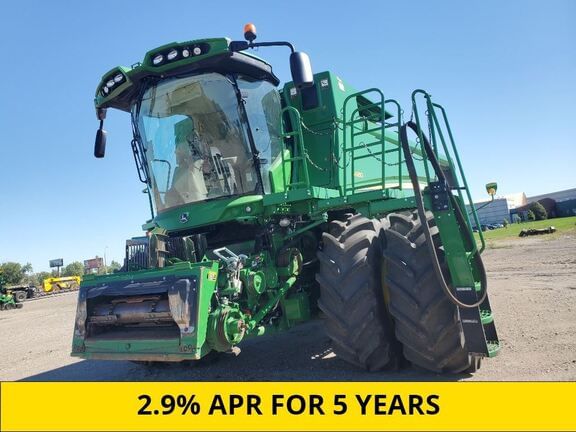 2015 John Deere S680 Image