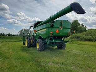 Main image John Deere S680 4