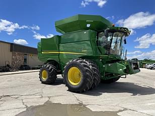 Main image John Deere S680 1