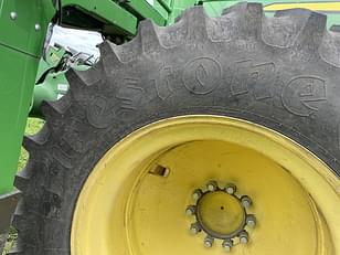 Main image John Deere S680 11