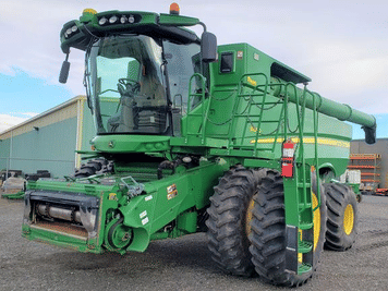 Main image John Deere S680