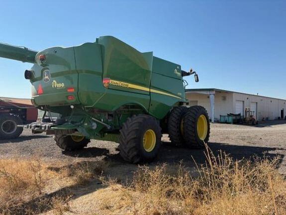 Image of John Deere S680 equipment image 3