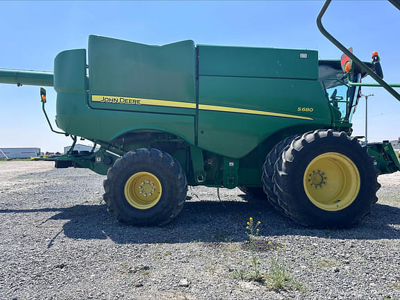 Image of John Deere S680 equipment image 3