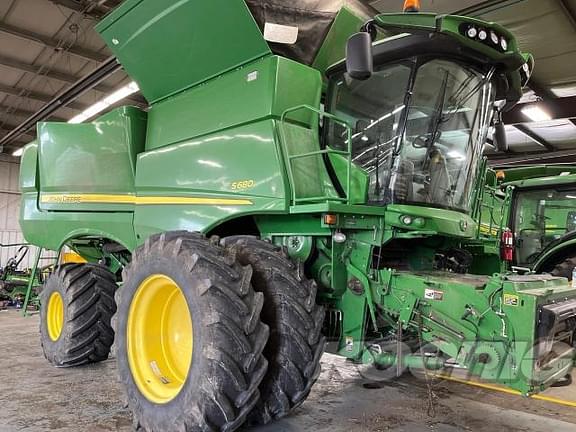 Image of John Deere S680 equipment image 1