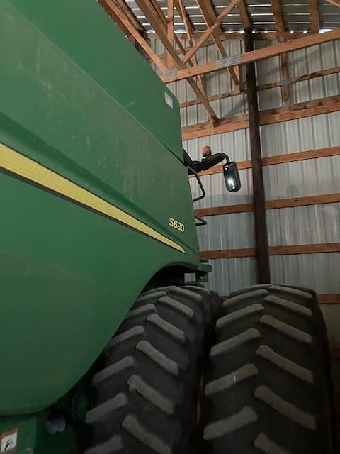 Image of John Deere S680 equipment image 3