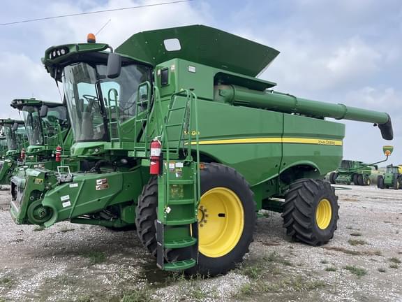 Image of John Deere S680 Primary image