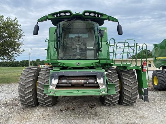 Image of John Deere S680 equipment image 2