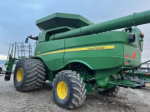 Main image John Deere S680 1