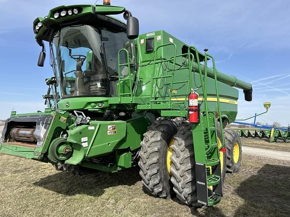 Image of John Deere S680 equipment image 3