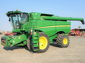 Main image John Deere S680