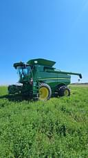 2015 John Deere S680 Image