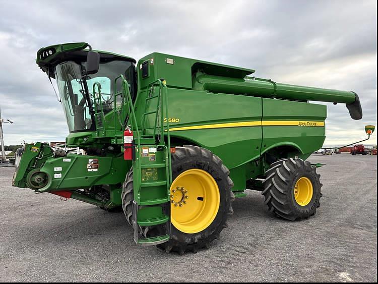 Image of John Deere S680 Primary image