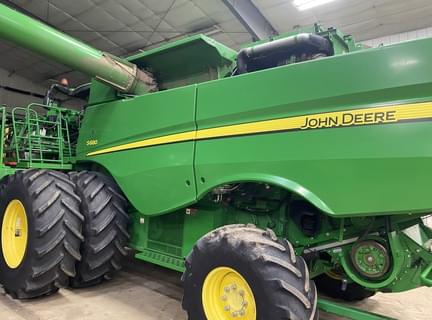Image of John Deere S680 equipment image 1