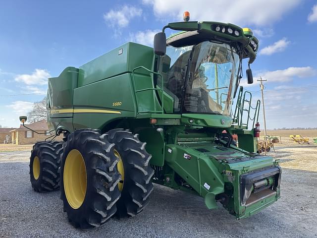 Image of John Deere S680 equipment image 1