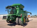 2015 John Deere S680 Image