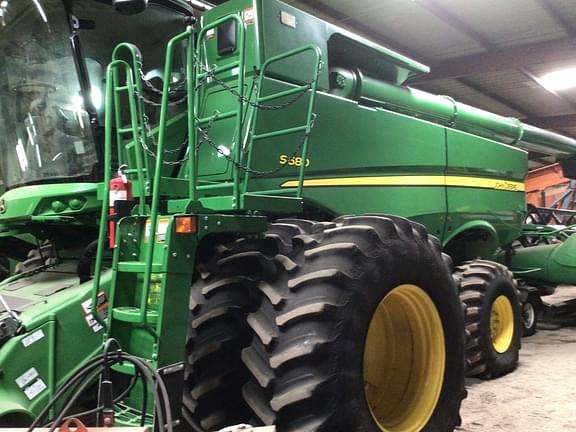 Image of John Deere S680 equipment image 2