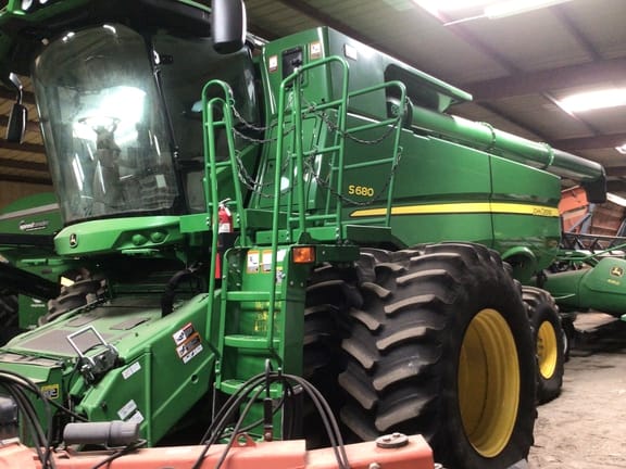 Main image John Deere S680