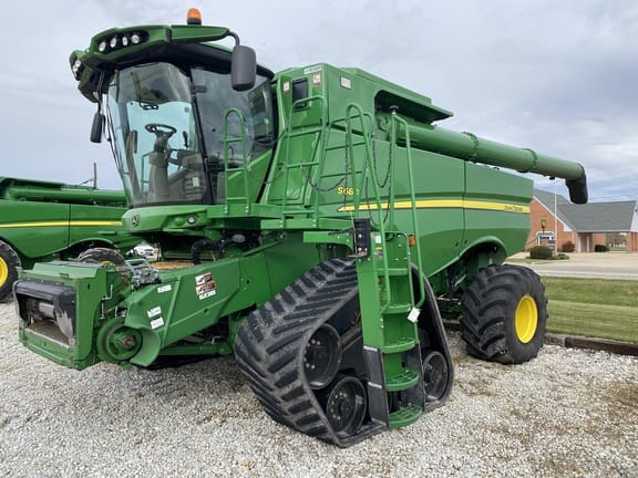 Main image John Deere S680