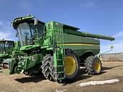 Thumbnail image John Deere S680 0