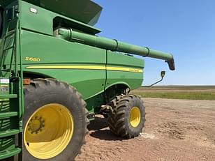 Main image John Deere S680 13