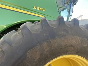 Main image John Deere S680 19