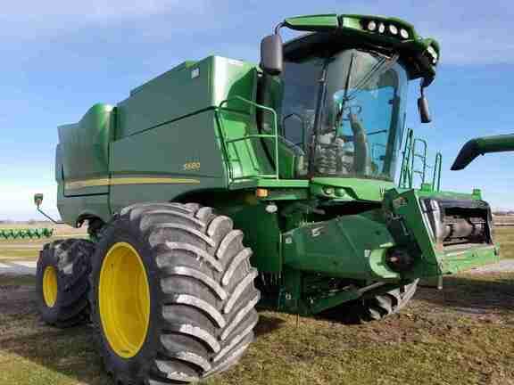 Main image John Deere S680