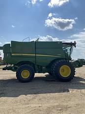 Main image John Deere S690 8