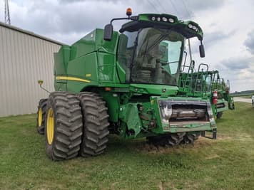 Main image John Deere S690