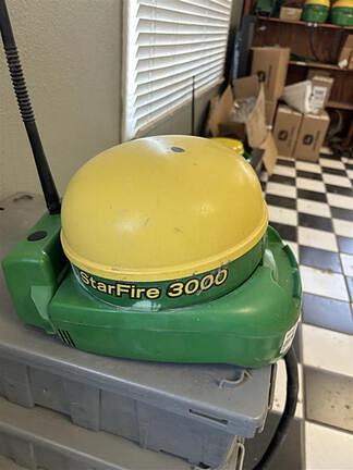 Image of John Deere StarFire 3000 Image 0