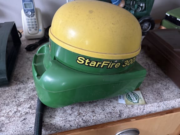 2015 John Deere StarFire 3000 Equipment Image0