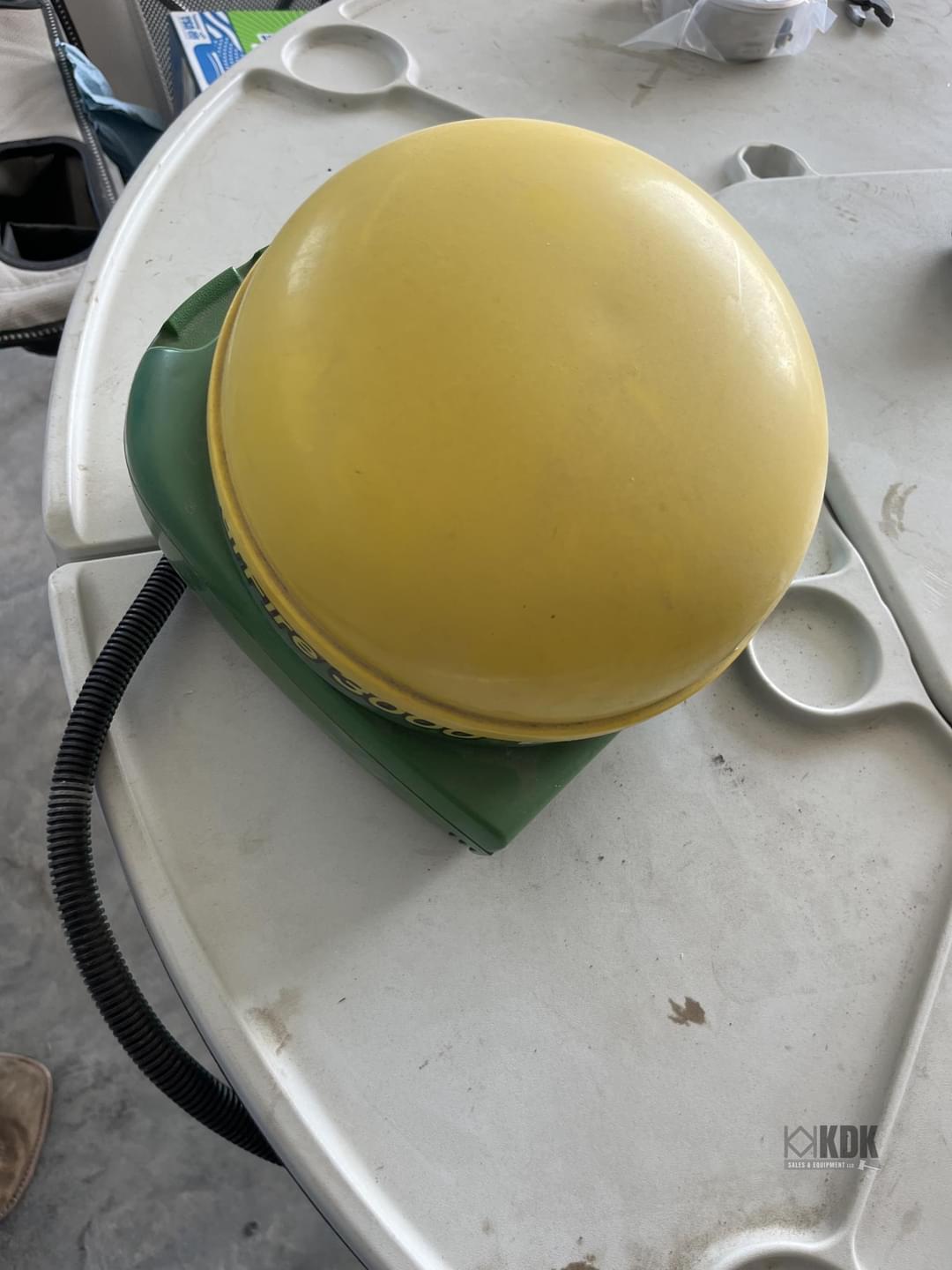 Image of John Deere StarFire 3000 Image 1
