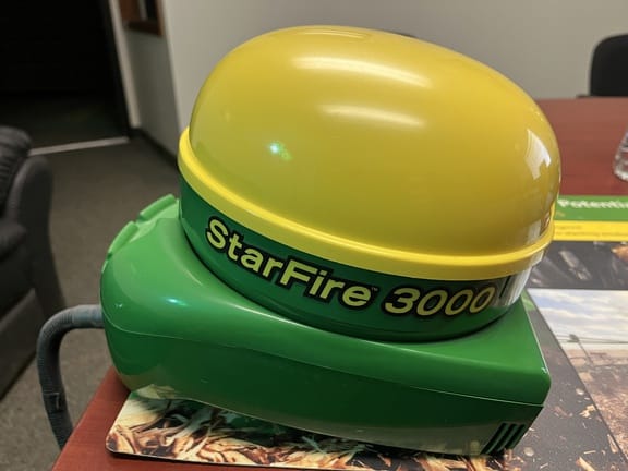 Main image John Deere StarFire 3000
