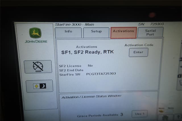 Image of John Deere StarFire 3000 equipment image 4