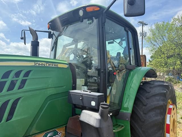 Image of John Deere 6115M equipment image 4