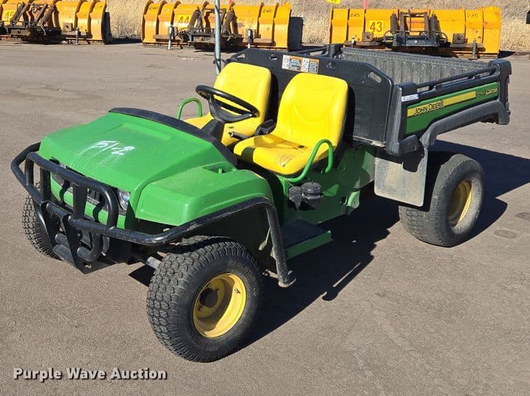 Image of John Deere Gator 4X2 Primary image