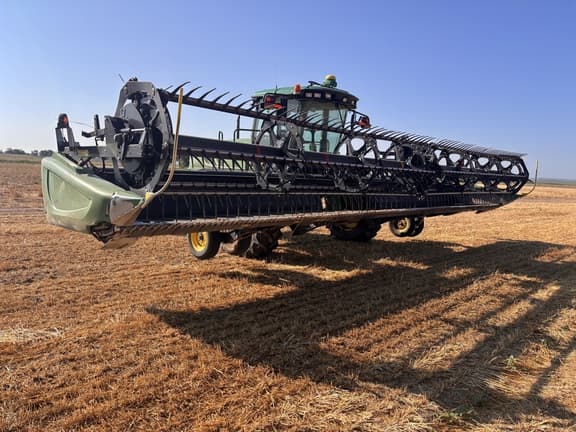 Image of John Deere W150 equipment image 4