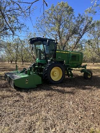 Image of John Deere W235 equipment image 2