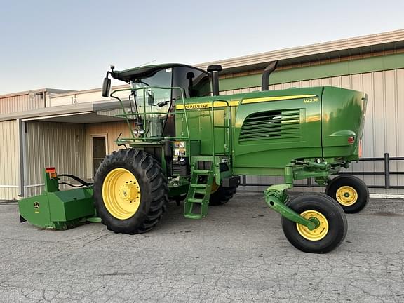 Image of John Deere W235 equipment image 2