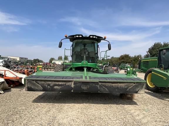 Image of John Deere W235 equipment image 2