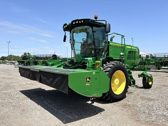 Main image John Deere W235